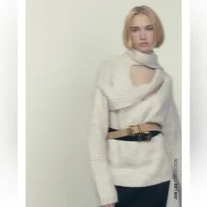 ✨SALE✨ZARA BELT WITH GEOMETRIC BUCKLE ✨SALE✨ Zara | Accessories | Salezara Belt With Geometric Buckle  main image 2